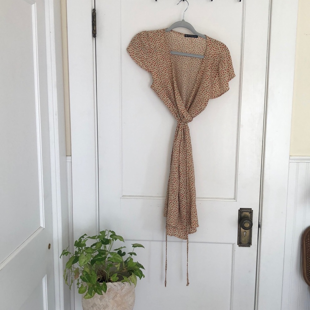 Brandy Melville wrap dress